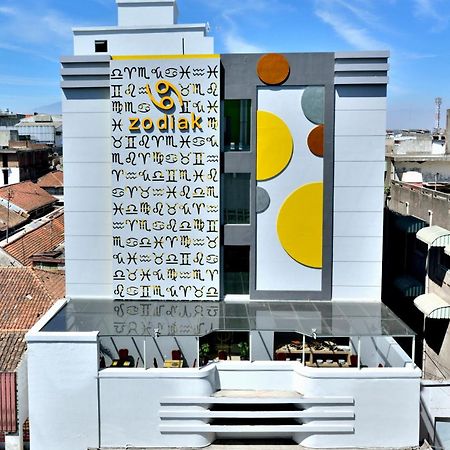 Zodiak Asia Afrika By Kagum Hotels Bandung Exterior foto