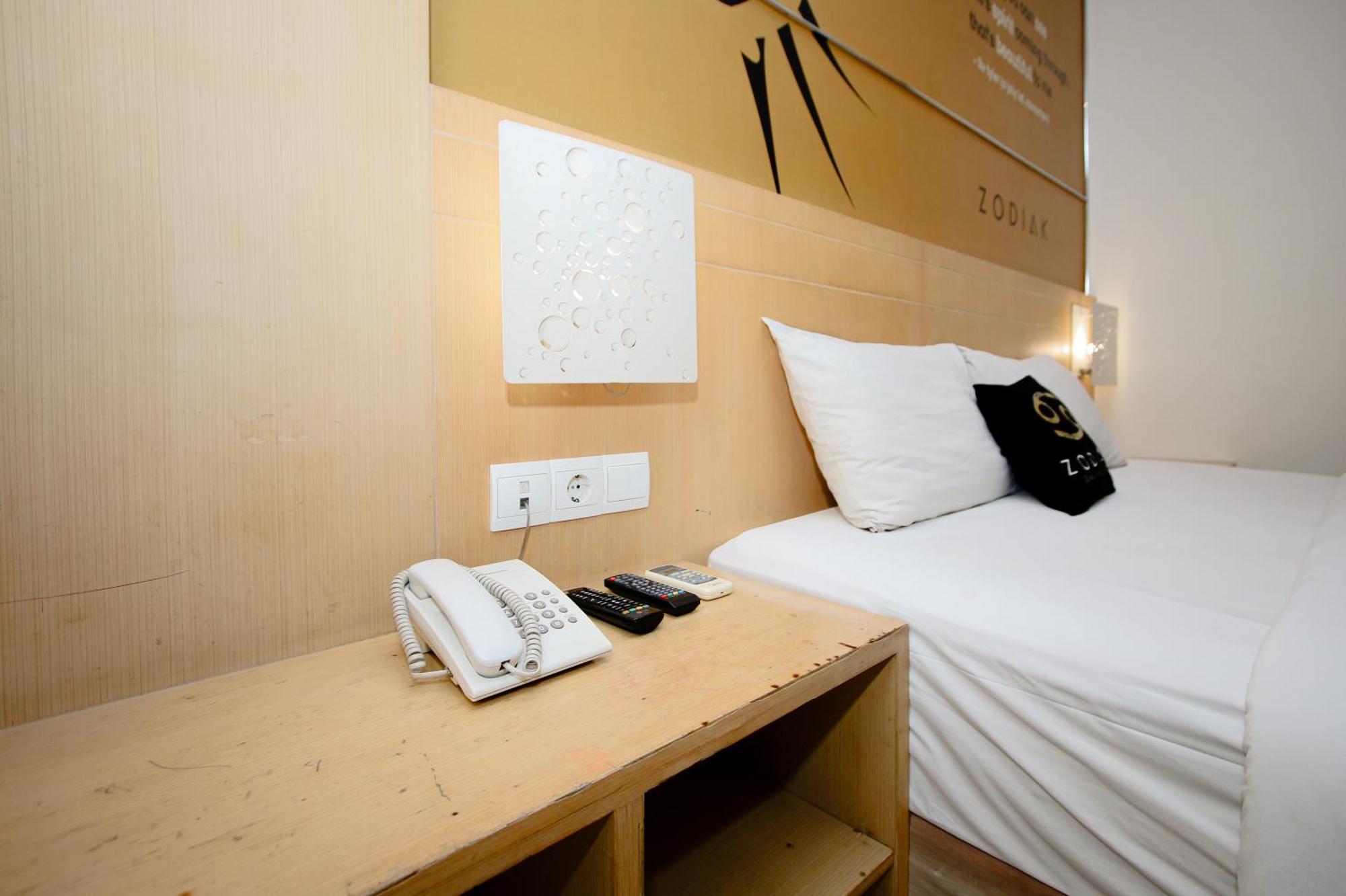 Zodiak Asia Afrika By Kagum Hotels Bandung Exterior foto