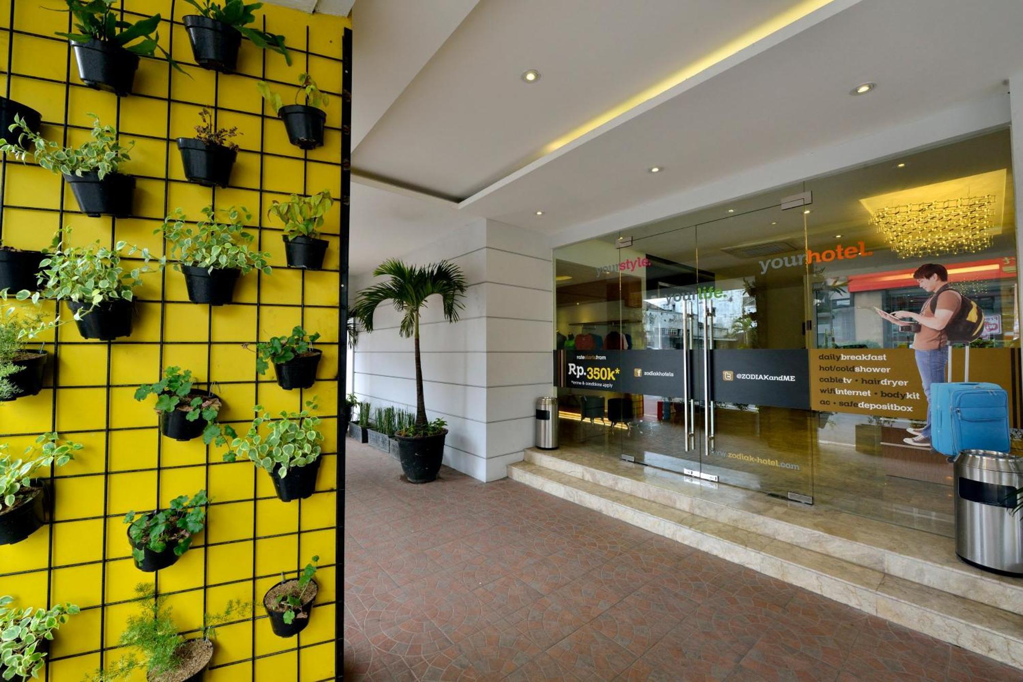 Zodiak Asia Afrika By Kagum Hotels Bandung Exterior foto